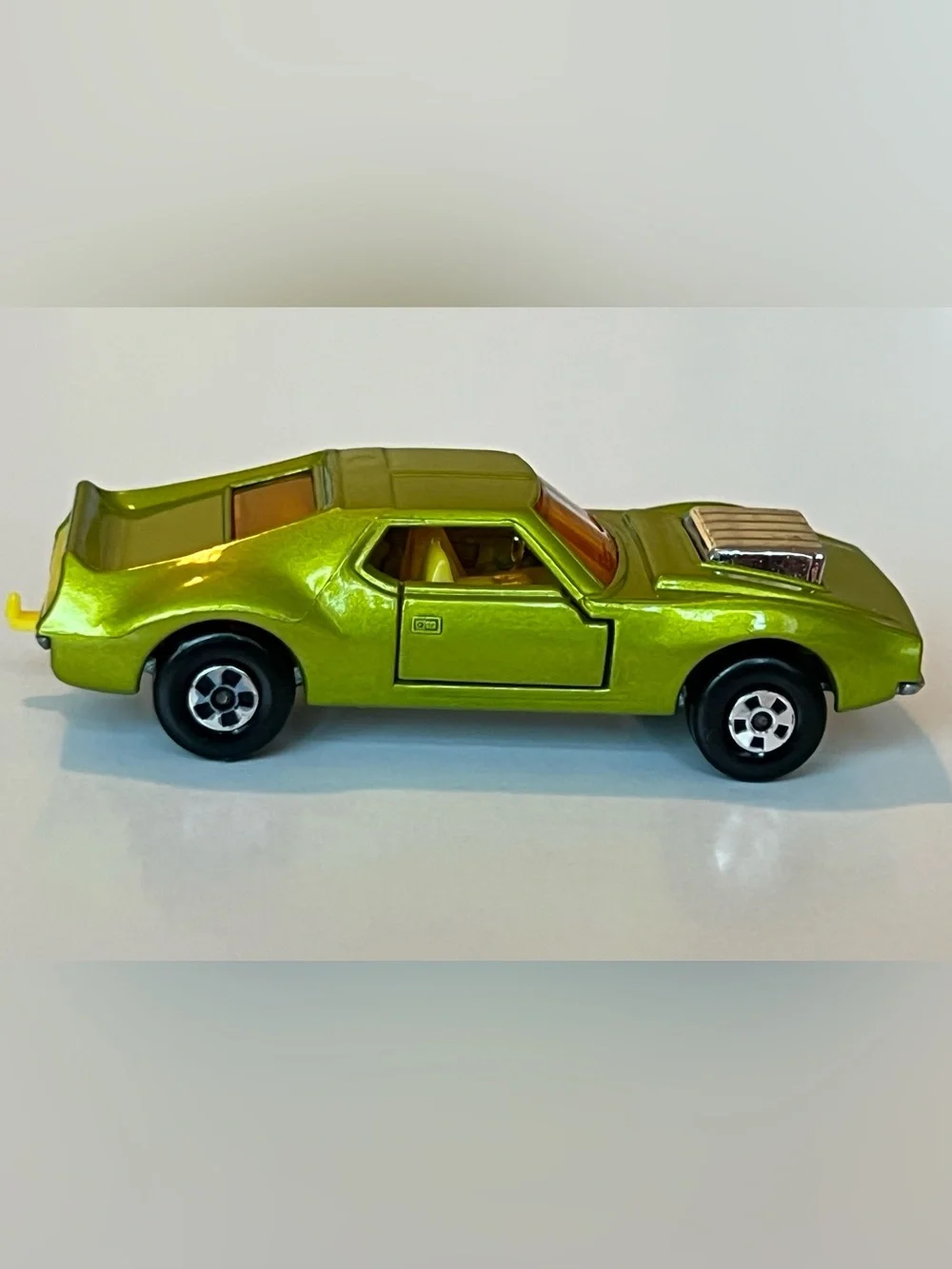Vintage Matchbox Superfast No. 9 AMX Javelin 1972 Green with Chrome Scoop Lesney